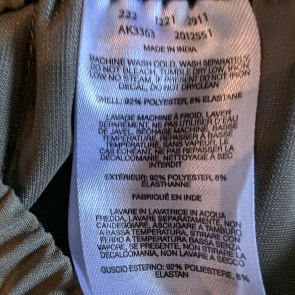 Columbia Womens Tamiami Pull-on Capri pants, green woman's Size Small - Picture 5 of 8